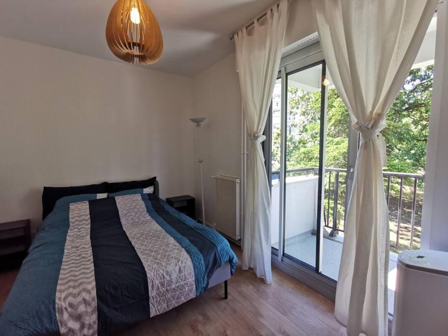 Cosy Apartment At Merignac-Centre Exterior foto