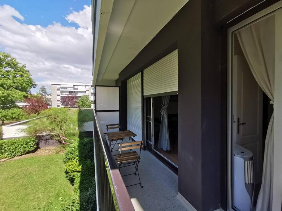 Cosy Apartment At Merignac-Centre Exterior foto