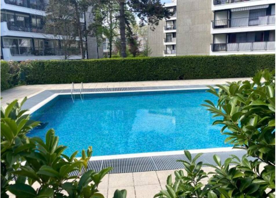 Cosy Apartment At Merignac-Centre Exterior foto